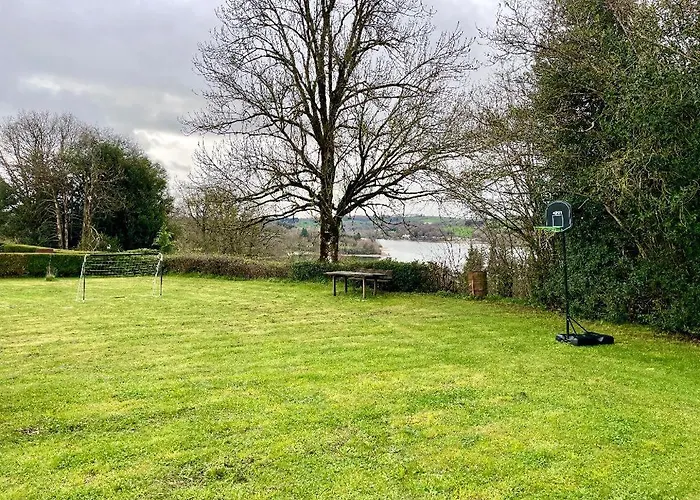 Semesterbostad De Pareloup - L'echo Du Canet-de-Salars